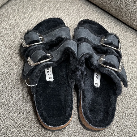 BIRKENSTOCK Arizona Big Buckle Shearling
Oiled Leather, SIZE 9-9.5US / 40EU 0422 - Picture 6 of 8